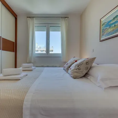 Appartement Pavic - Private Parking Zadar
